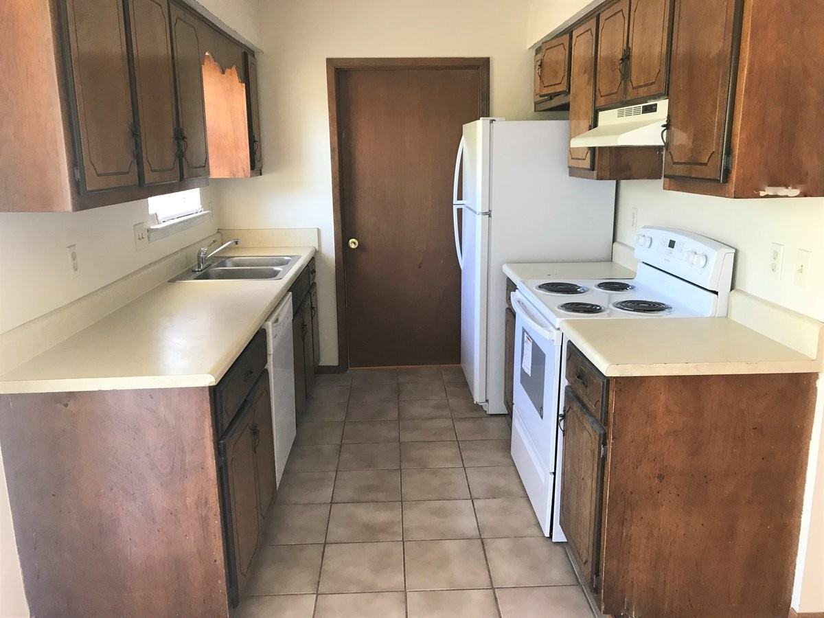 117 Stephens Ln - Photo 3 of 11