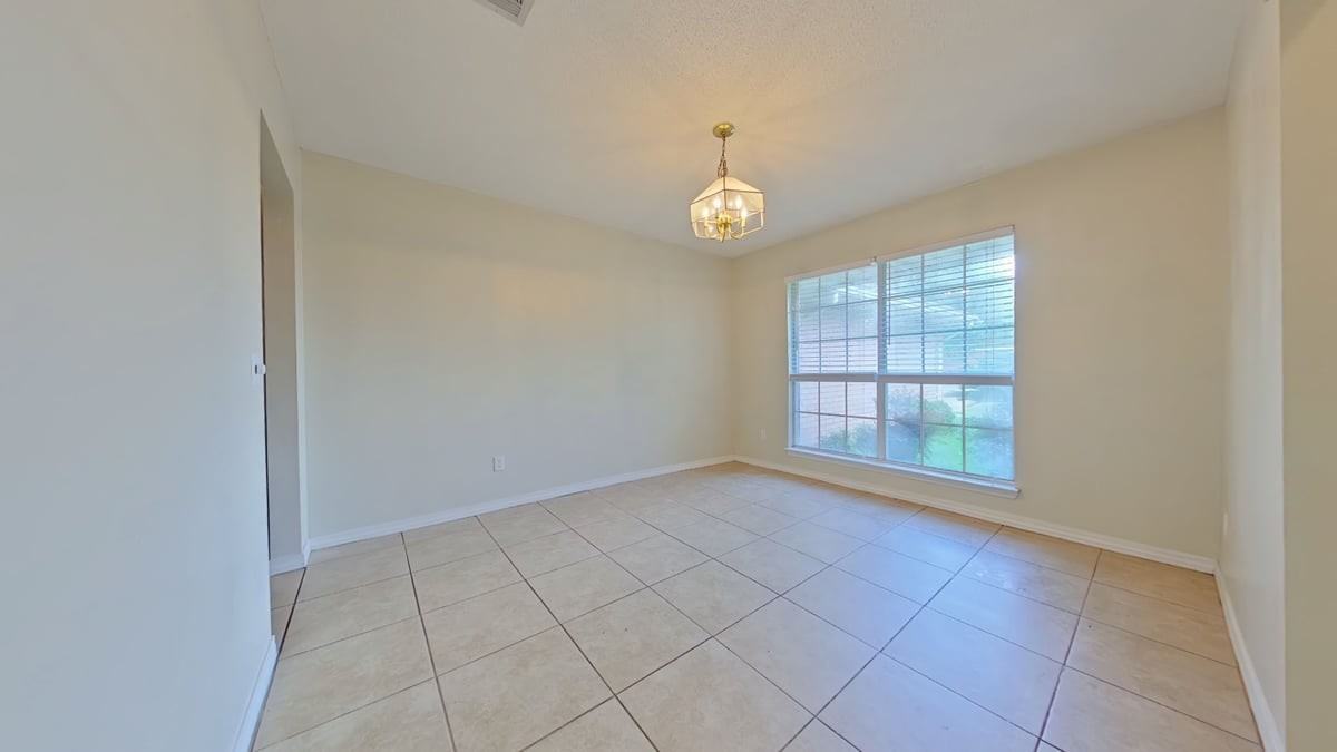 143 Steeplechase Dr - Photo 6 of 18