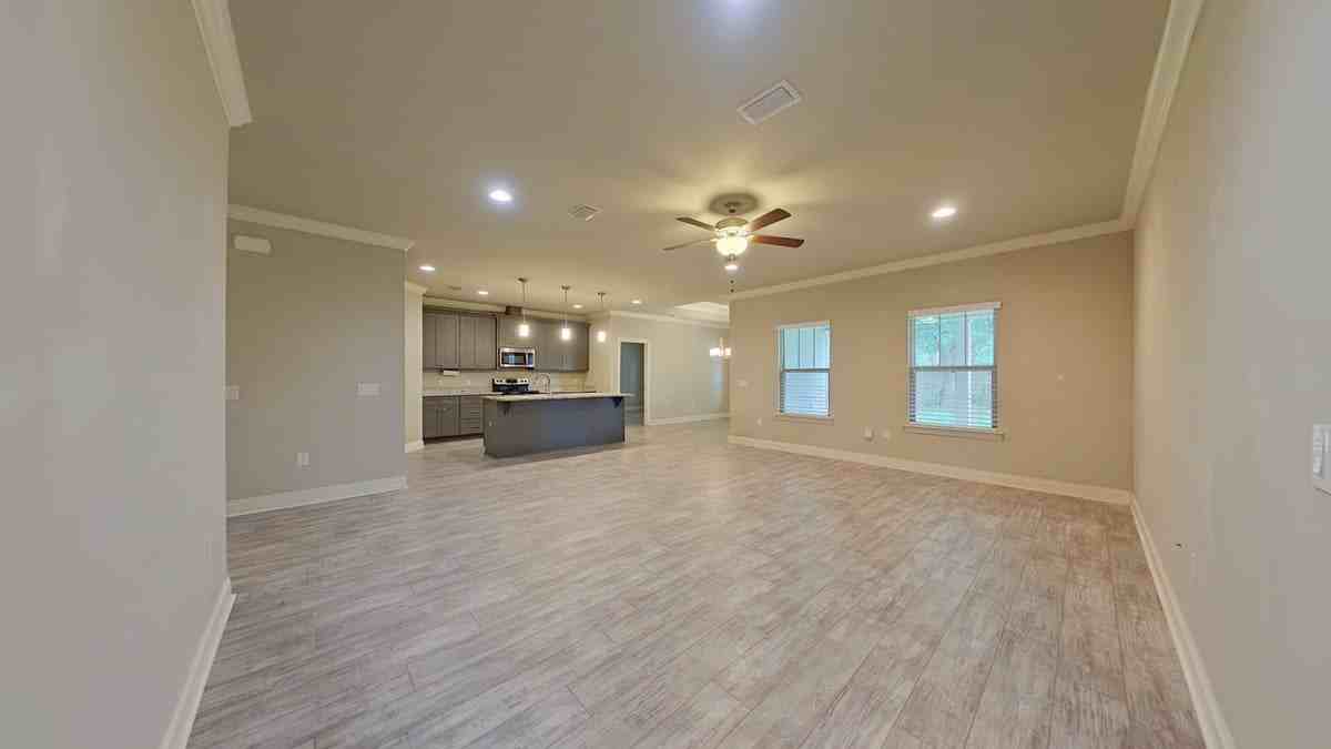 8435 Nevada St - Photo 6 of 23