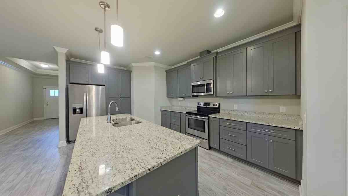 8435 Nevada St - Photo 7 of 23