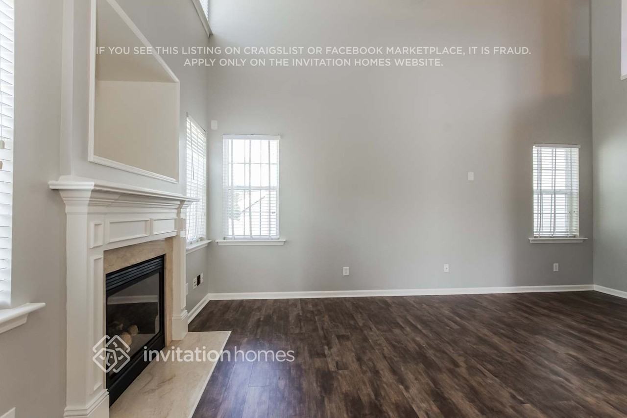4903 Abercromby St - Photo 3 of 20