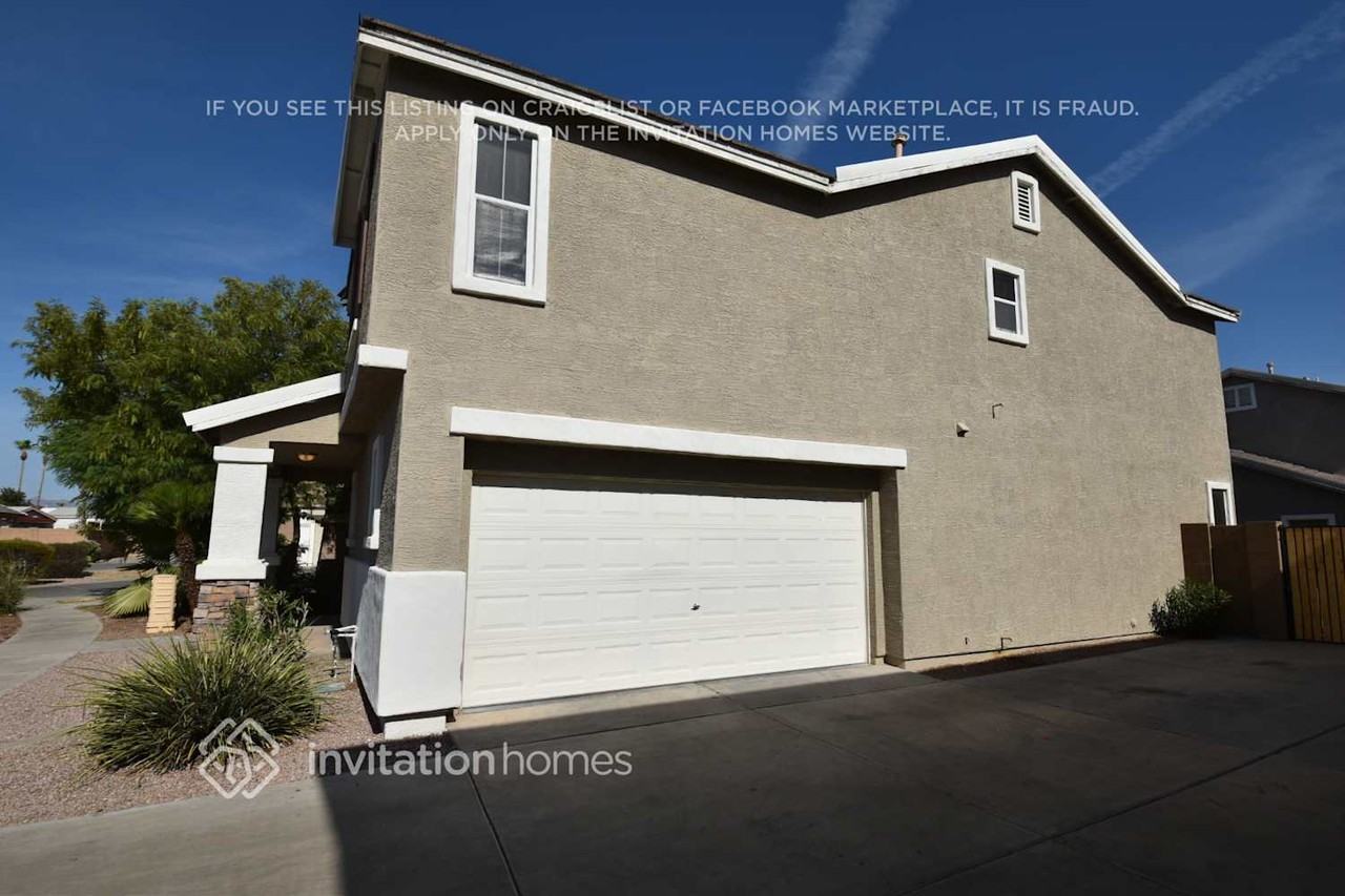 8743 E Kilarea Ave - Photo 2 of 14