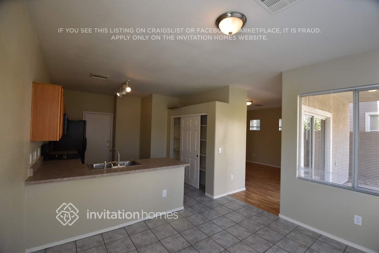 8743 E Kilarea Ave - Photo 5 of 14