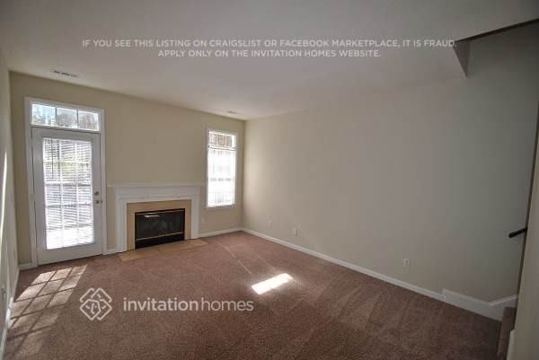 6010 River Lake Cir - Photo 2 of 13