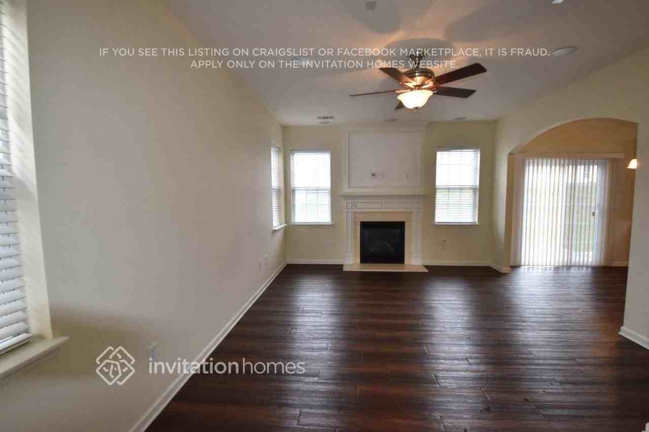 532 Knothole Ln - Photo 2 of 6