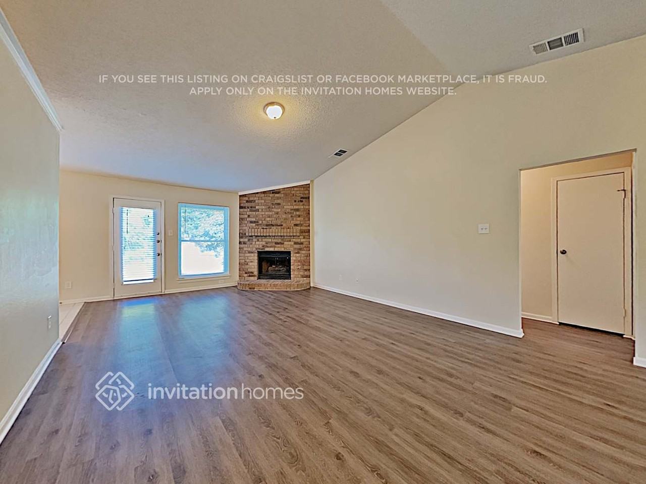 5345 Colonial Dr - Photo 4 of 11