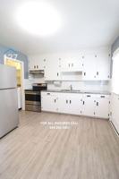 featured image of 3200 Windemere Pl #B