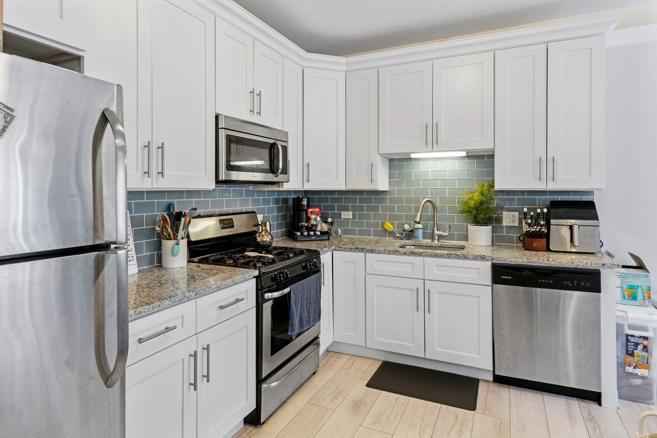 15 N Vail Ave #208V - Photo 2 of 5