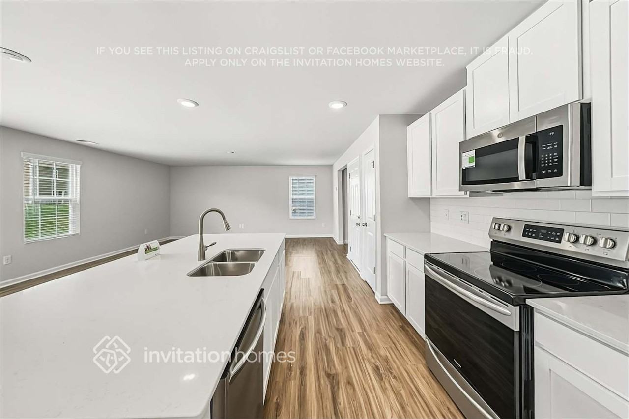 1125 Woodhouse Dr - Photo 7 of 22