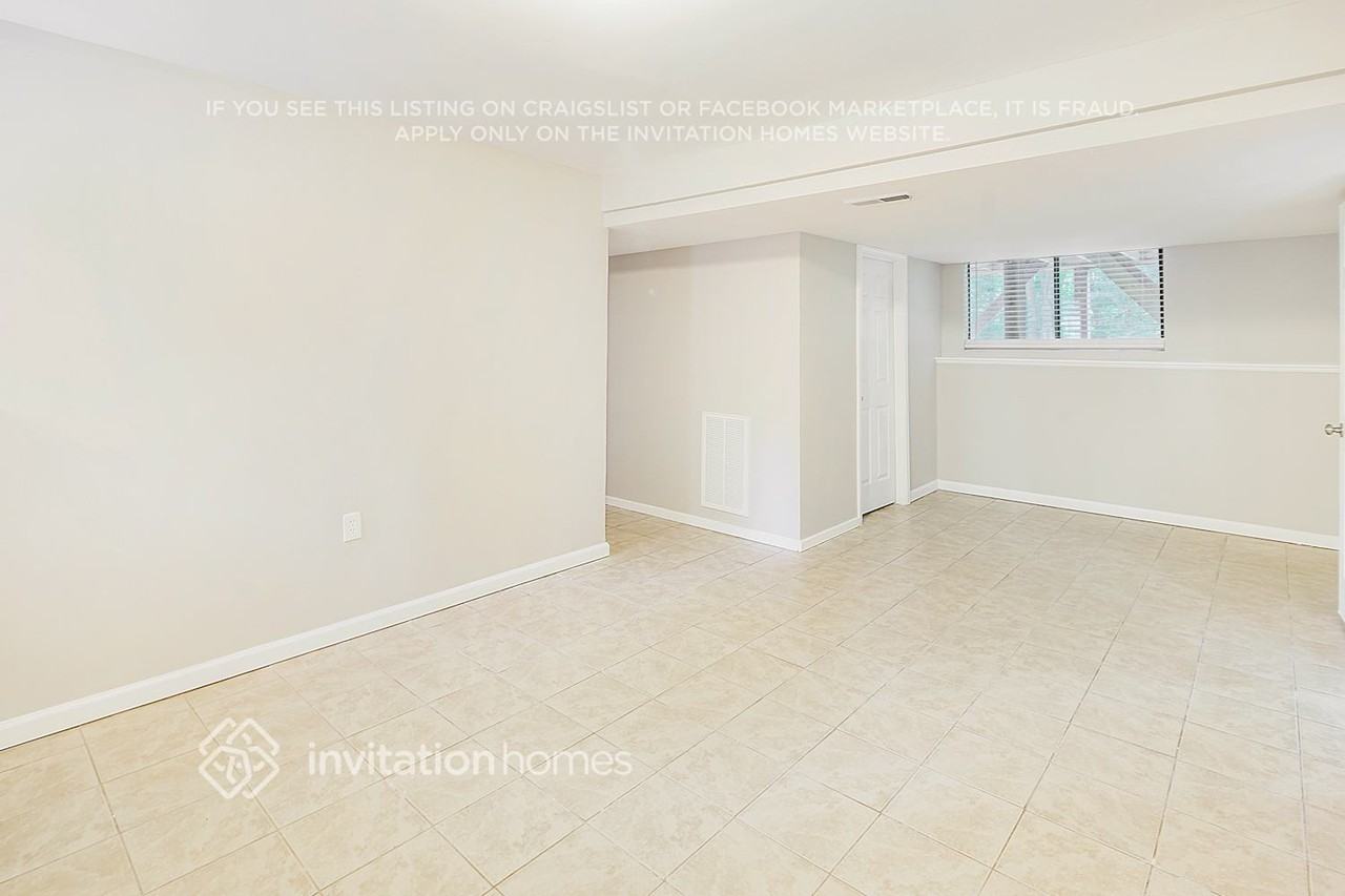 4952 Mcalpine Ln - Photo 6 of 29