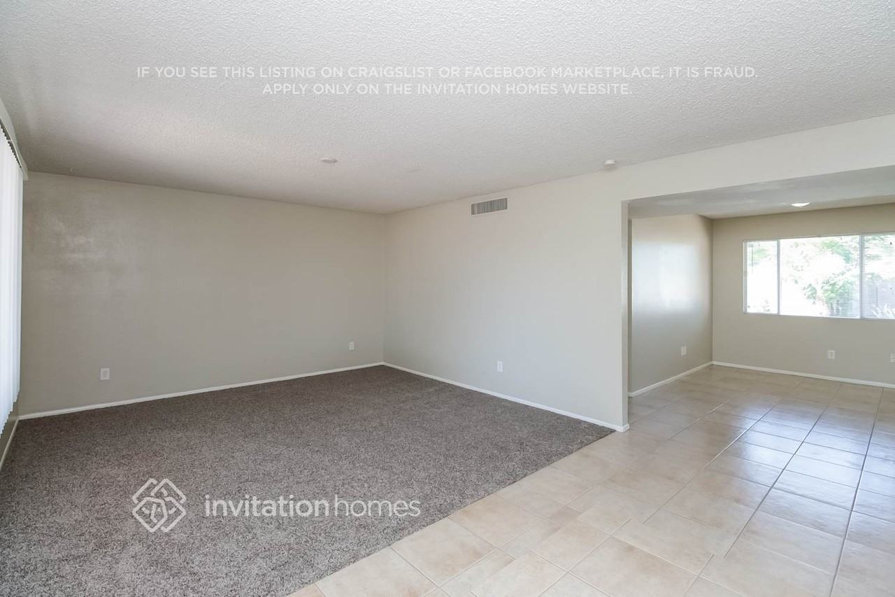 12042 N 28th Pl - Photo 3 of 18