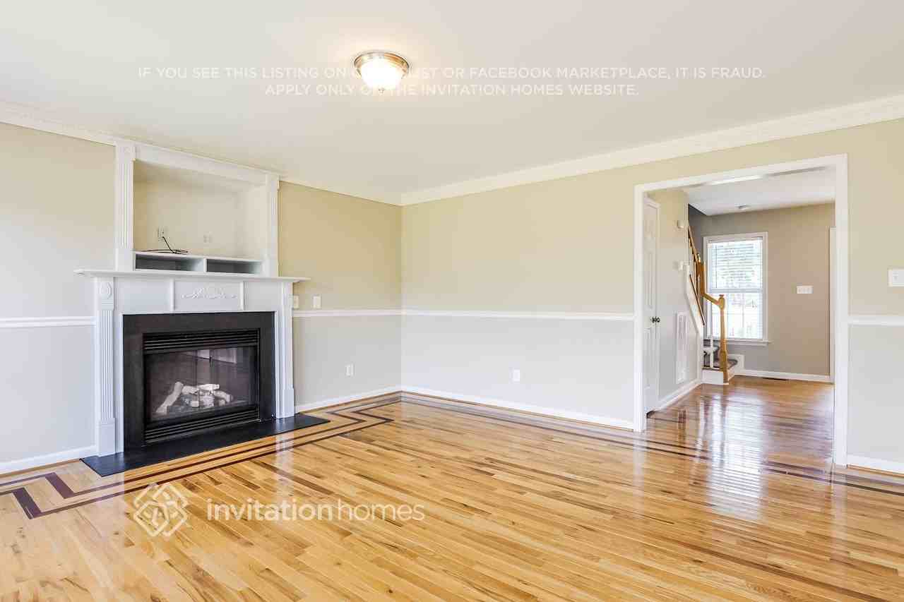 129 Rustic Ln - Photo 4 of 21