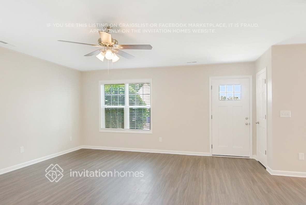 3706 Wyndcliff Ct - Photo 4 of 26