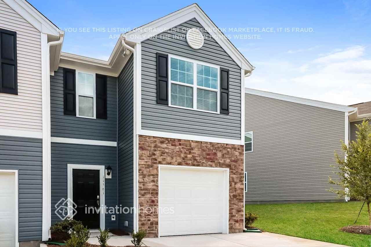 11561 Brier Village Ln - Photo 4 of 16