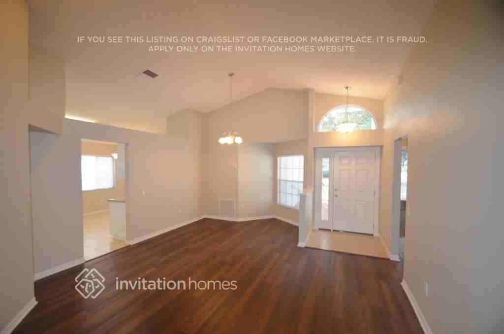 1327 Windjammer Pl - Photo 2 of 9