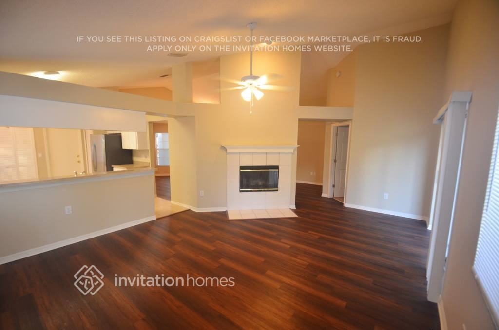 1327 Windjammer Pl - Photo 3 of 9
