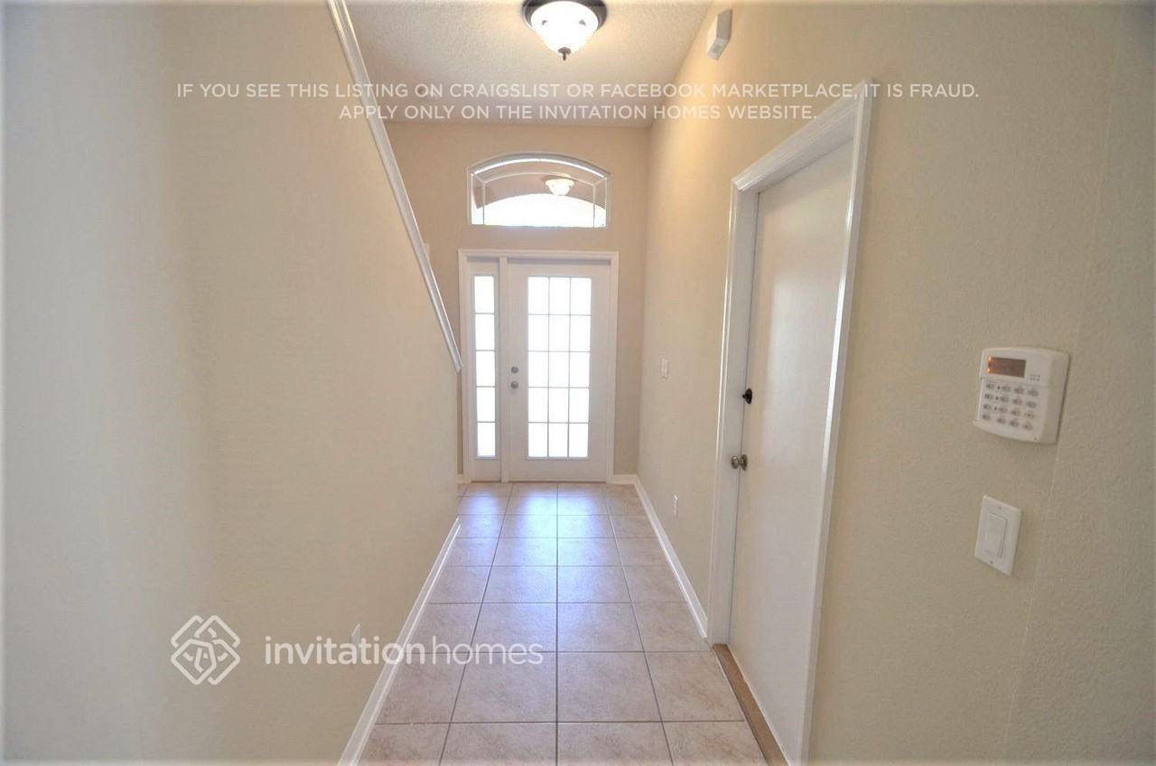 13114 Tom Morris Dr - Photo 2 of 6