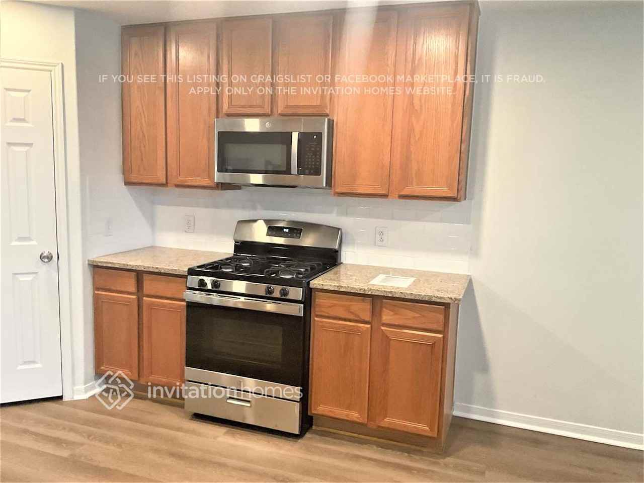 4247 Old Arbor Way - Photo 4 of 10
