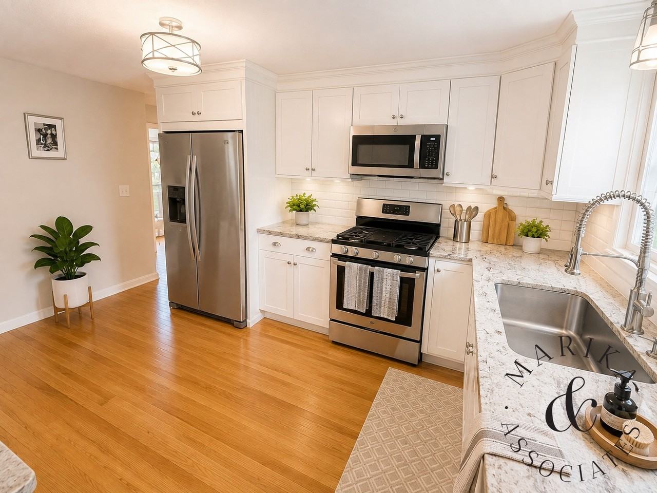 4 Bryon Rd #A - Photo 4 of 27