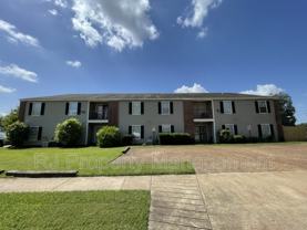 3605 Mynders Ave - Photo 1 of 1
