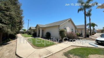 featured image of 1319 S Crowe St #D