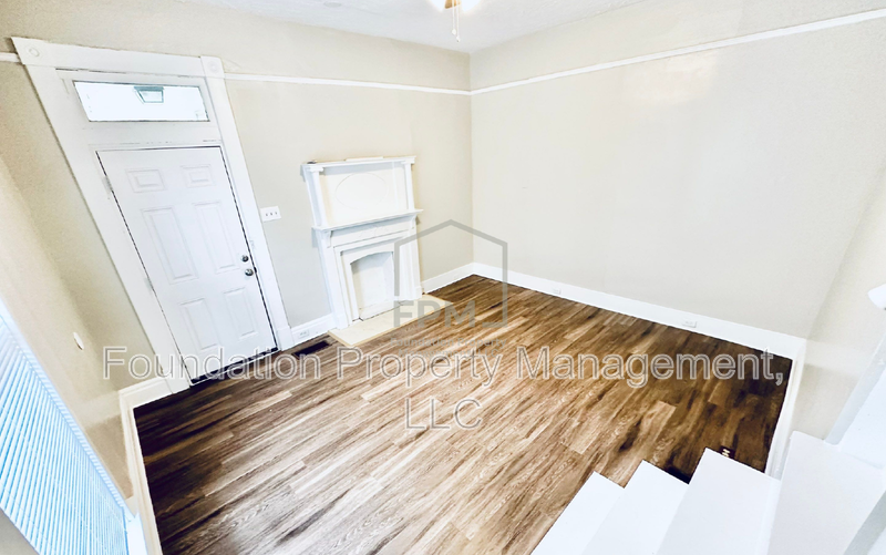2106 Court Ave - Photo 7 of 15