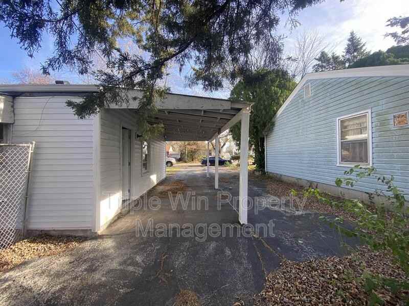 3133 Rex Ave - Photo 2 of 16