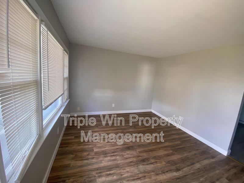 3133 Rex Ave - Photo 6 of 16