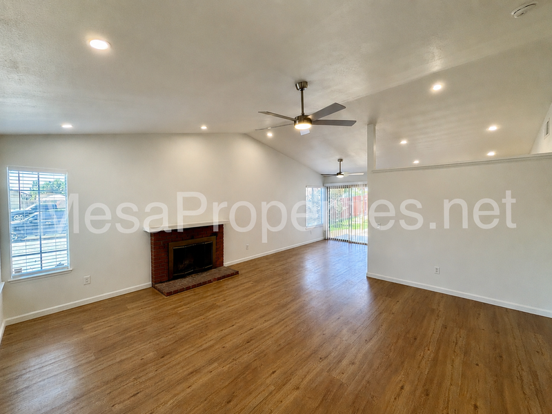 194 S Loretta St - Photo 3 of 15