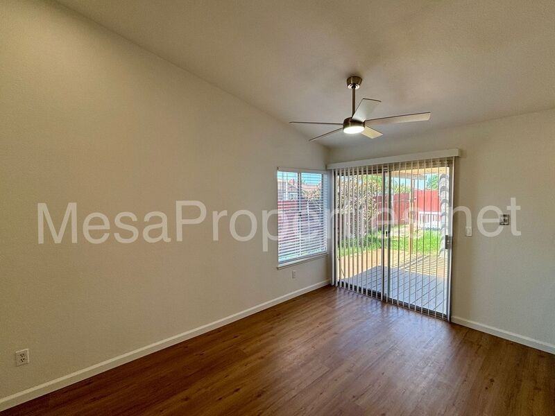 194 S Loretta St - Photo 6 of 15