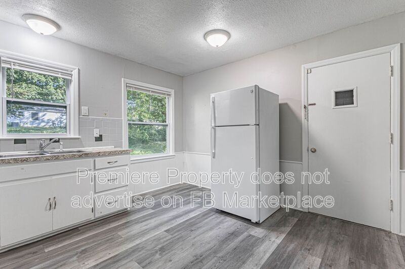 9010 E 75th St - Photo 6 of 13