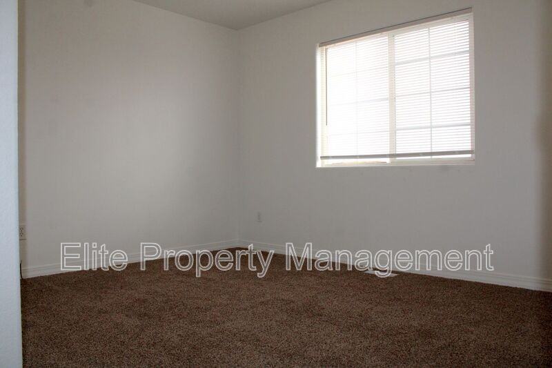 169 S Stardust Dr - Photo 2 of 15