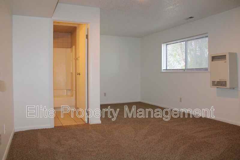 1529 Oakshire Ln #6 - Photo 6 of 10