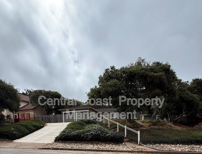 9465 Valley Oak Way - Photo 2 of 28