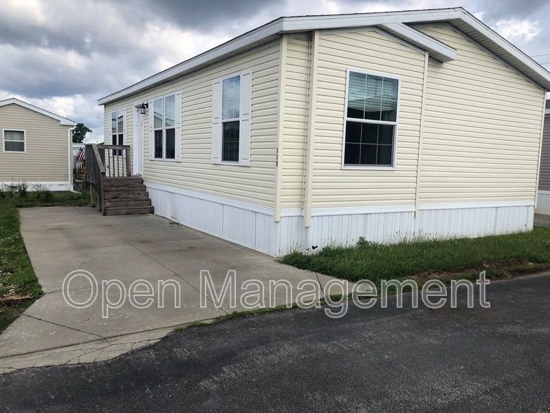 2700 Brookpark Rd - Photo 2 of 8
