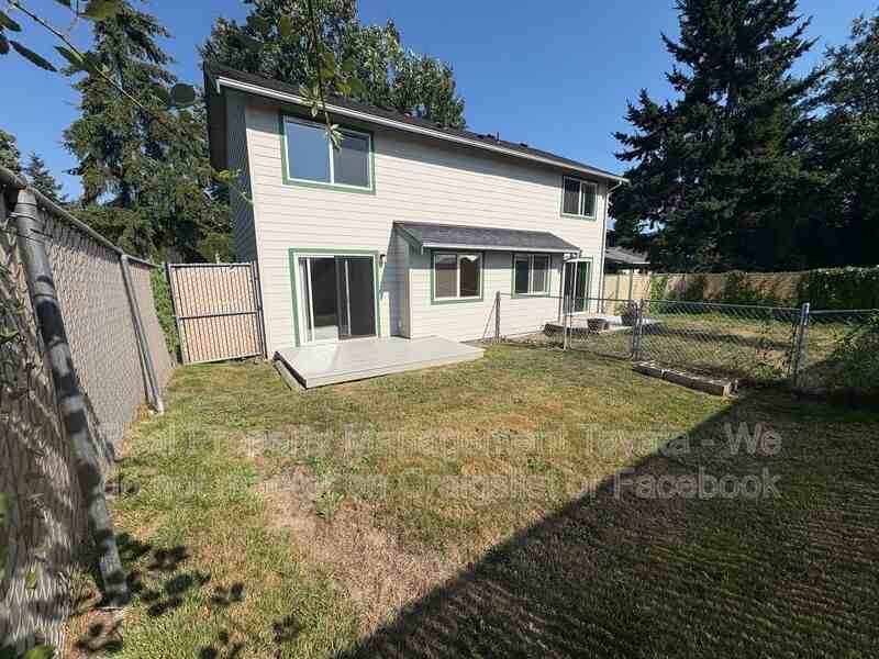 2417 Xenia St - Photo 3 of 21