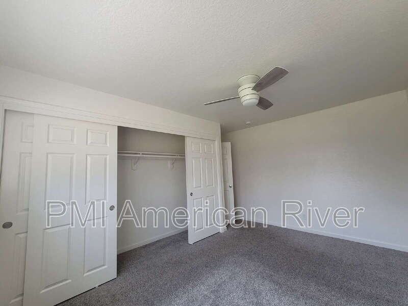 7147 Bacchini Ave - Photo 6 of 13