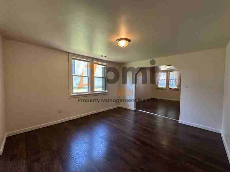4635 Towle Ave #1 - Photo 4 of 12