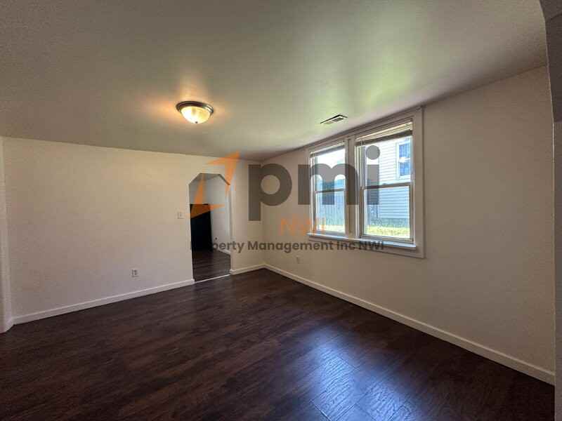 4635 Towle Ave #1 - Photo 5 of 12