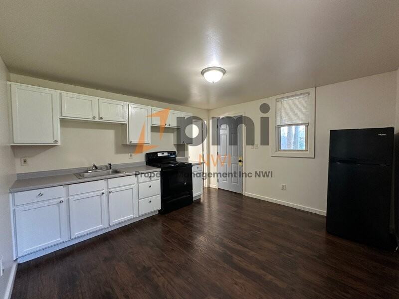 4635 Towle Ave #1 - Photo 6 of 12