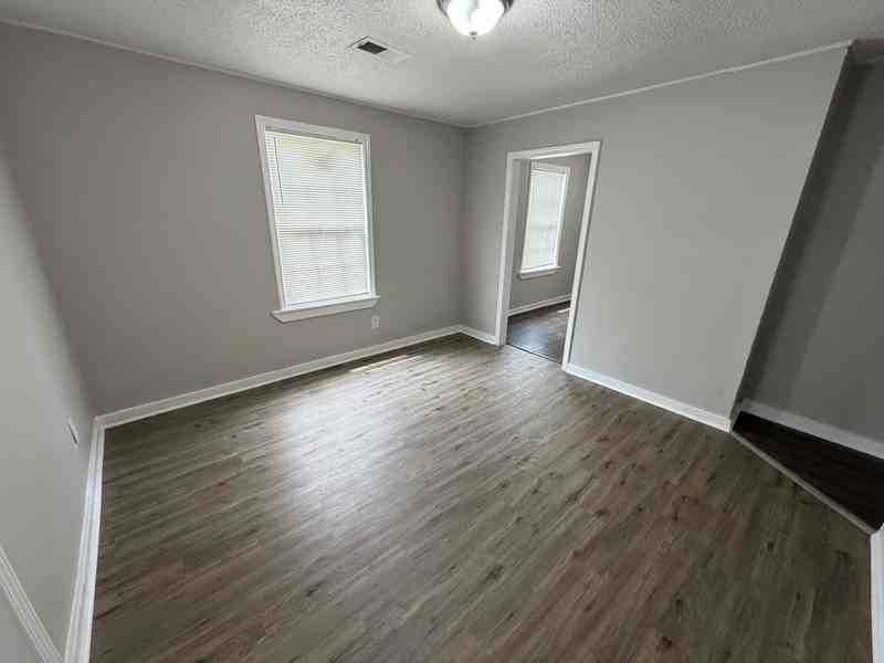2156 Ethlyn Ave - Photo 6 of 19