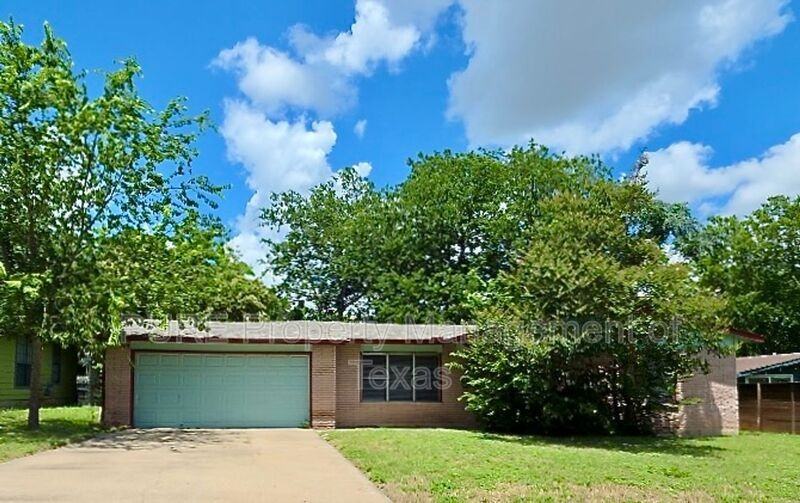1408 Glencrest Dr