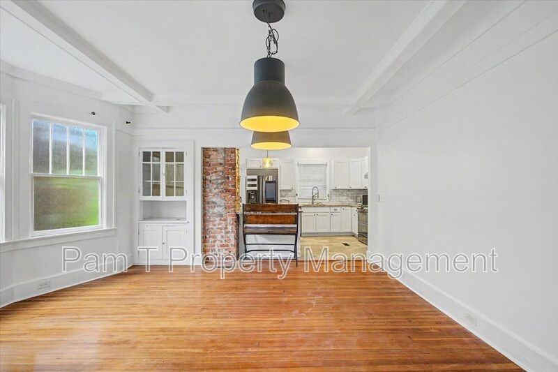 1118 E Duffy St - Photo 7 of 33