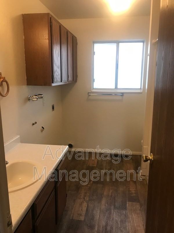 2196 S Nevada Ave - Photo 5 of 10