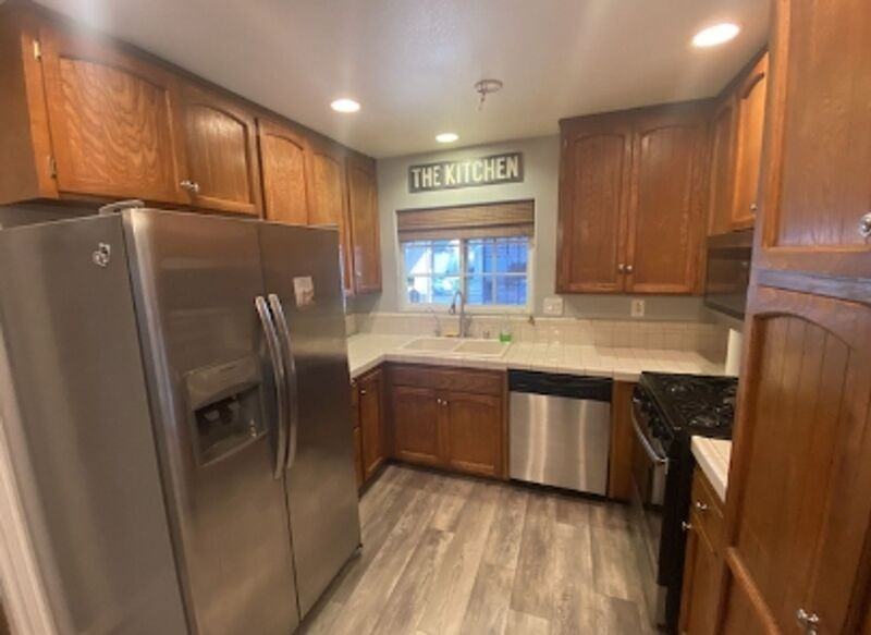 1810 Thelborn Way - Photo 4 of 16