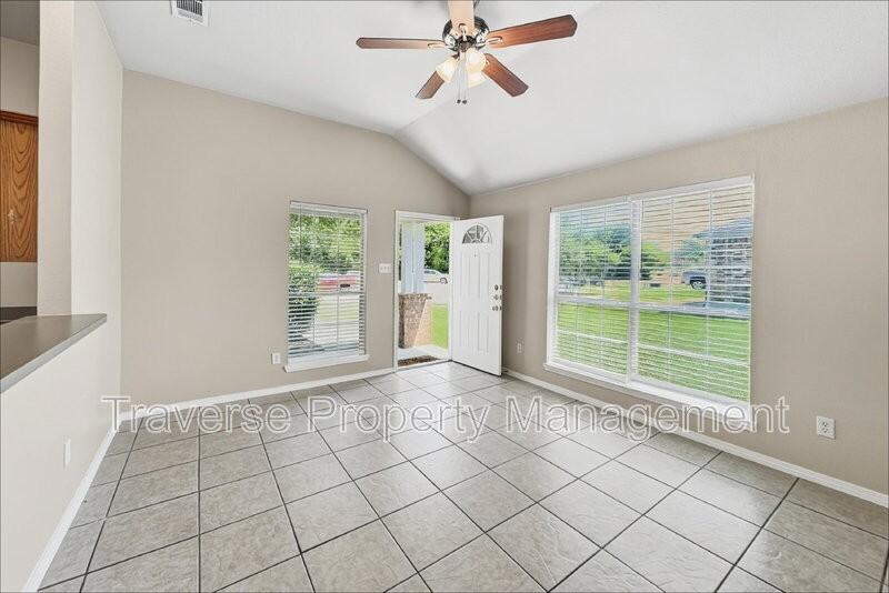 1709 Novella Ct - Photo 4 of 25