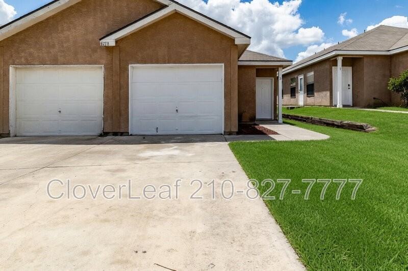 5718 Golf Hts #2 - Photo 4 of 24