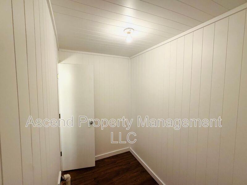 1134 Mcdonald Dr - Photo 7 of 11