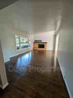 featured image of 73 Governor Ter #1