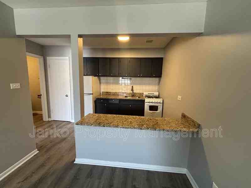 3351 Commercial Ave #19 - Photo 2 of 7